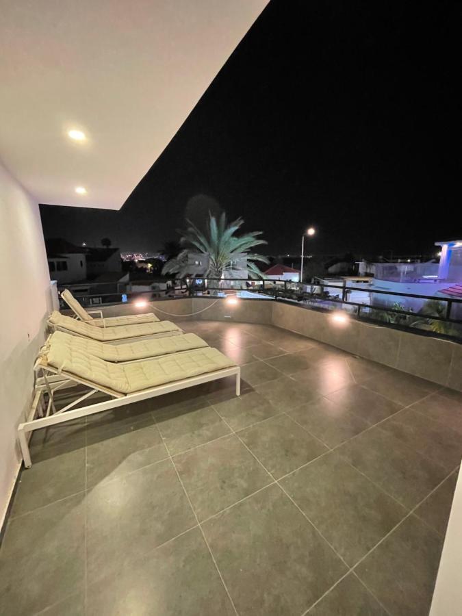 Villa White-Design Ейлат Екстериор снимка
