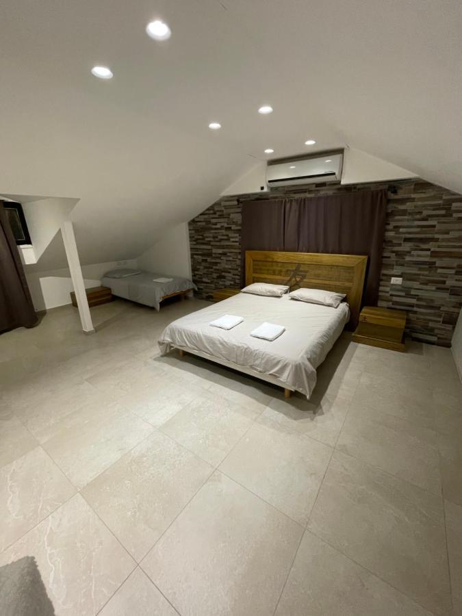 Villa White-Design Ейлат Екстериор снимка
