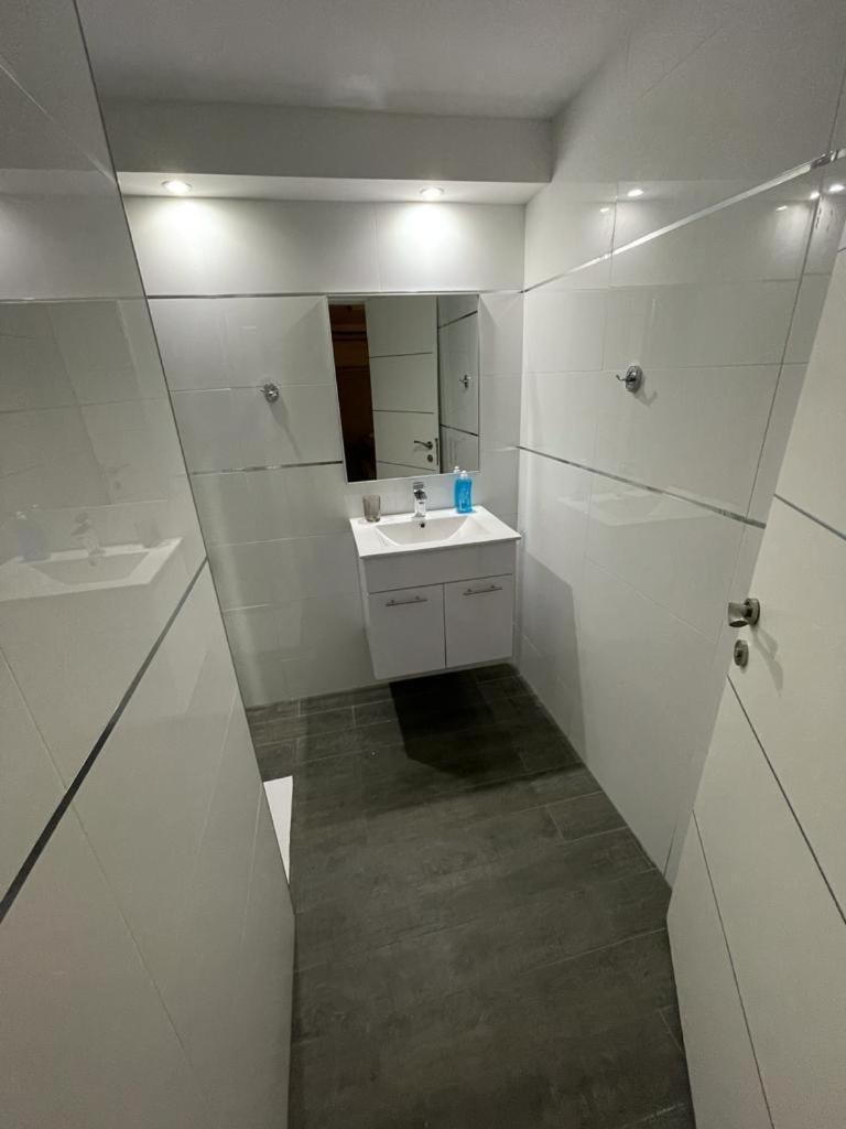 Villa White-Design Ейлат Екстериор снимка